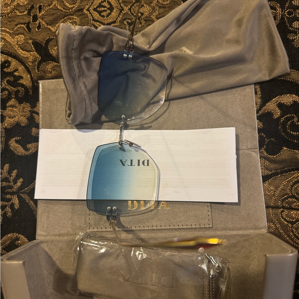 DITA EMBRA DTS155-A-03 Silver Gold Dark Gradient Lens Rimless Sunglasses- New - Picture 11 of 16